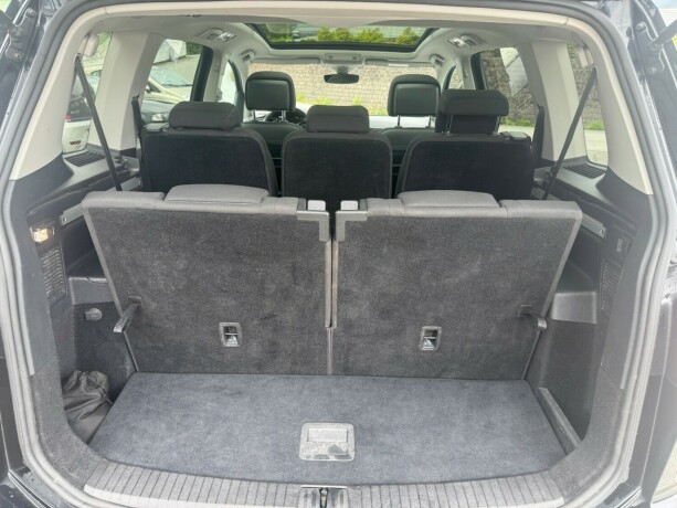 volkswagen-touran-bensin-2017-big-20