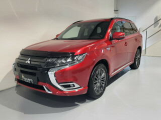 Mitsubishi | Outlander | Elektrisitet+bensin | 2019