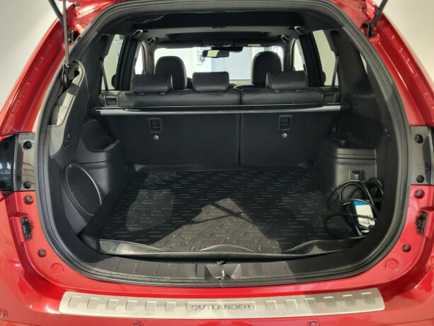 mitsubishi-outlander-elektrisitetbensin-2019-big-33