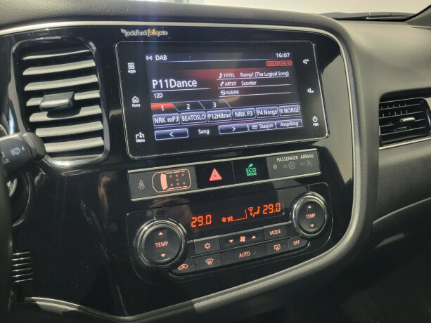 mitsubishi-outlander-elektrisitetbensin-2019-big-17