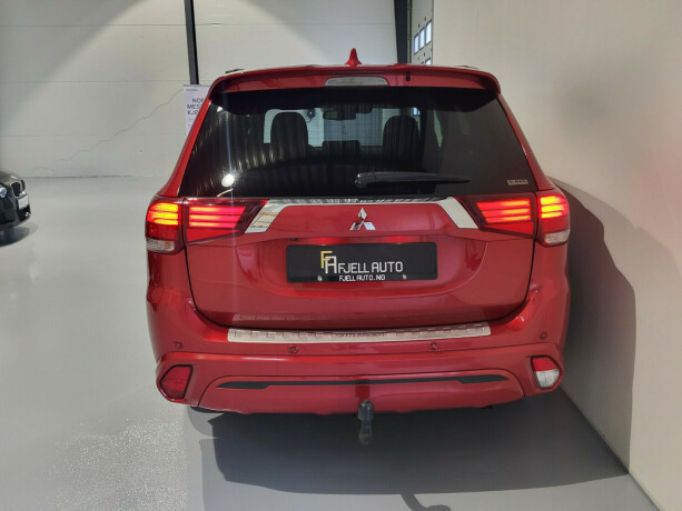 mitsubishi-outlander-elektrisitetbensin-2019-big-7