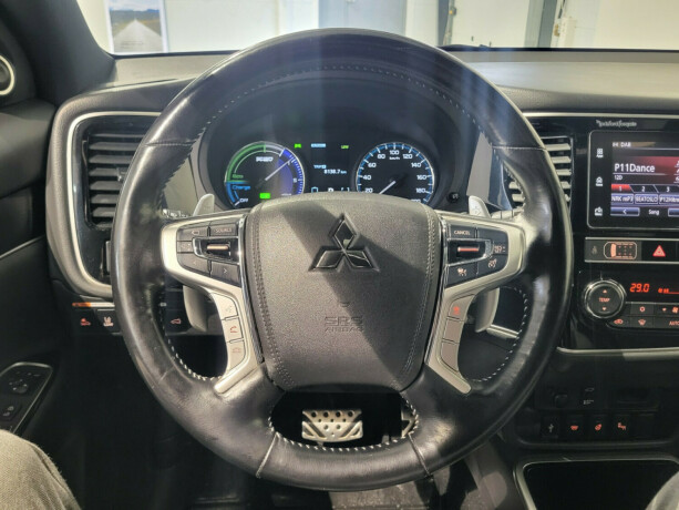 mitsubishi-outlander-elektrisitetbensin-2019-big-14