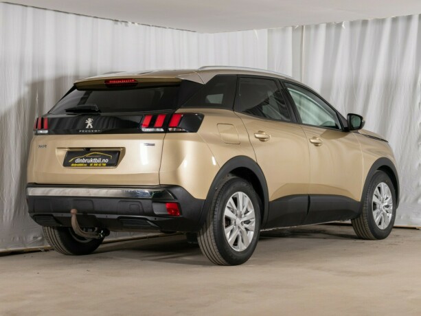 peugeot-3008-bensin-2017-big-5