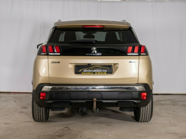 peugeot-3008-bensin-2017-big-6