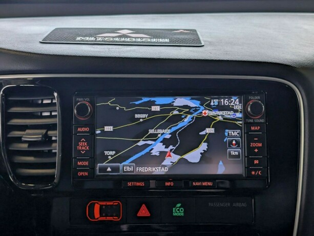 mitsubishi-outlander-elektrisitetbensin-2014-big-17