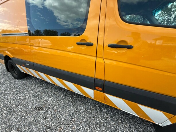 volkswagen-crafter-diesel-2015-big-56