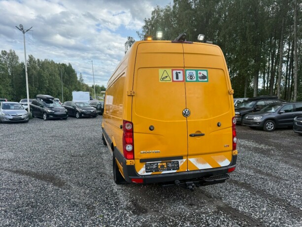 volkswagen-crafter-diesel-2015-big-4