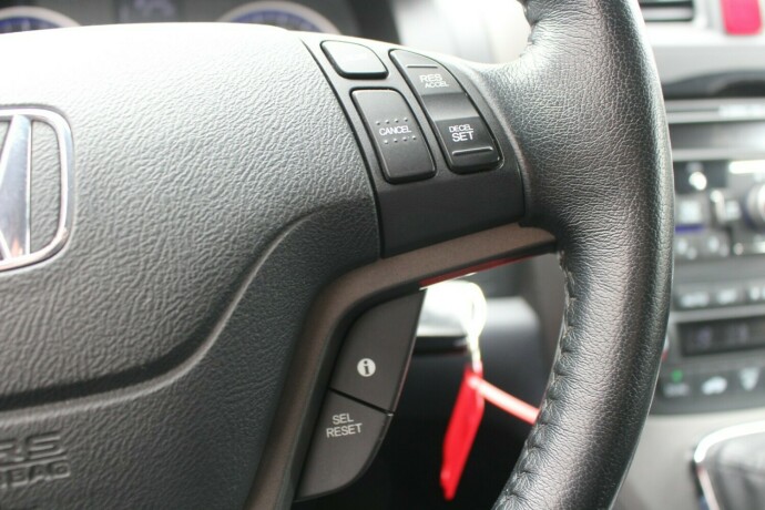 honda-cr-v-bensin-2010-big-11