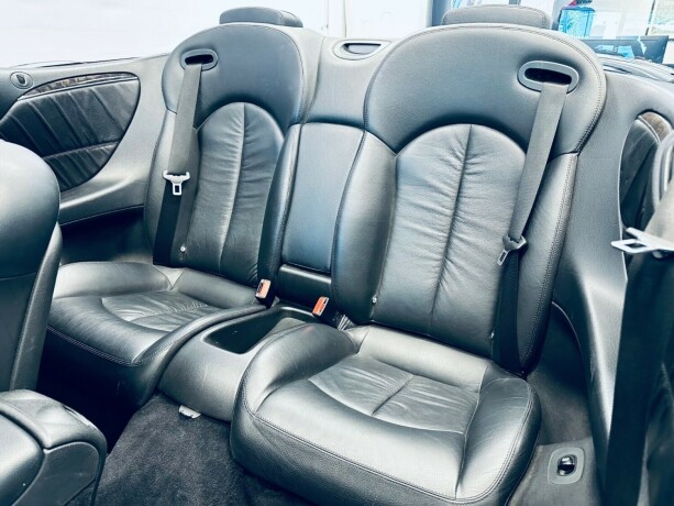 mercedes-benz-clk-bensin-2008-big-16