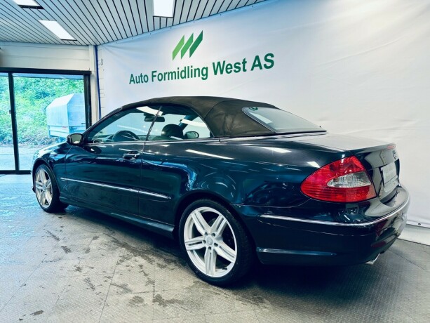 mercedes-benz-clk-bensin-2008-big-5