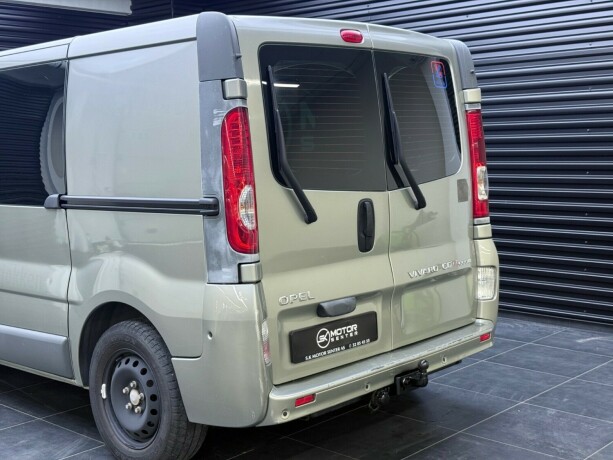 opel-vivaro-diesel-2013-big-5