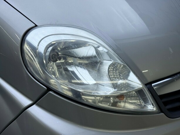 opel-vivaro-diesel-2013-big-3