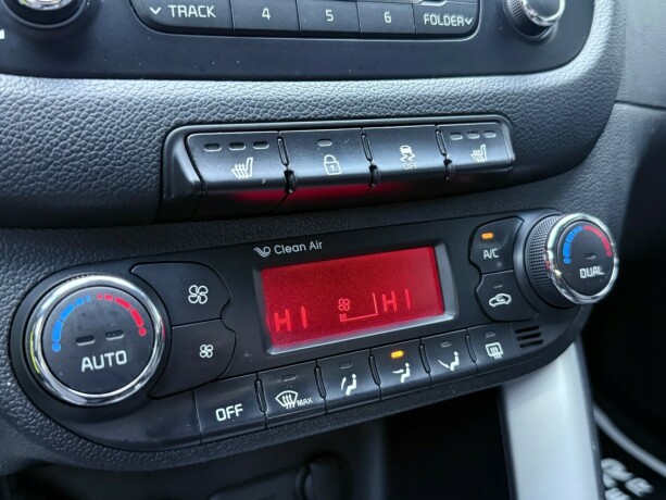 kia-cee039d-bensin-2012-big-23