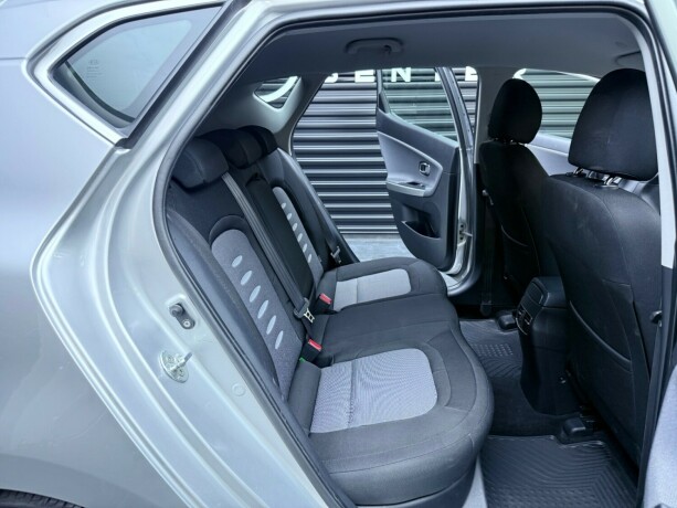 kia-cee039d-bensin-2012-big-31