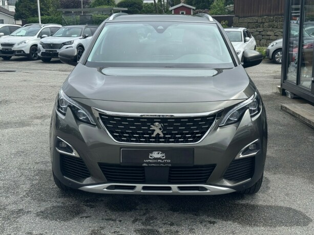 peugeot-5008-diesel-2020-big-1