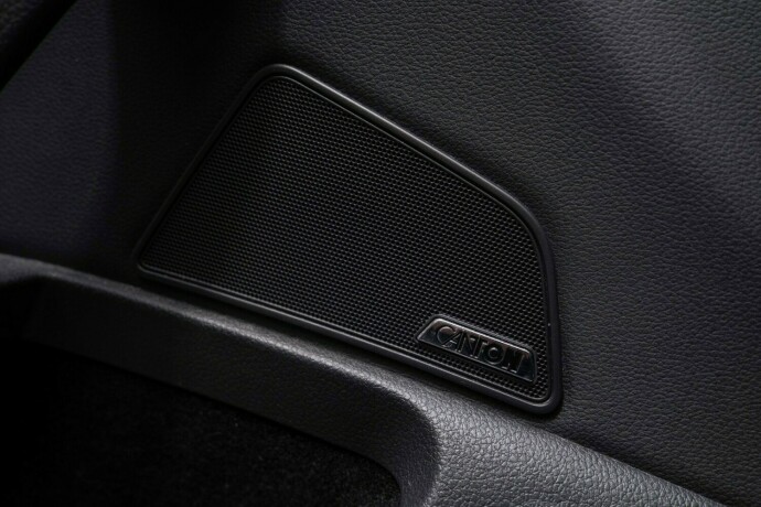 skoda-superb-diesel-2019-big-26