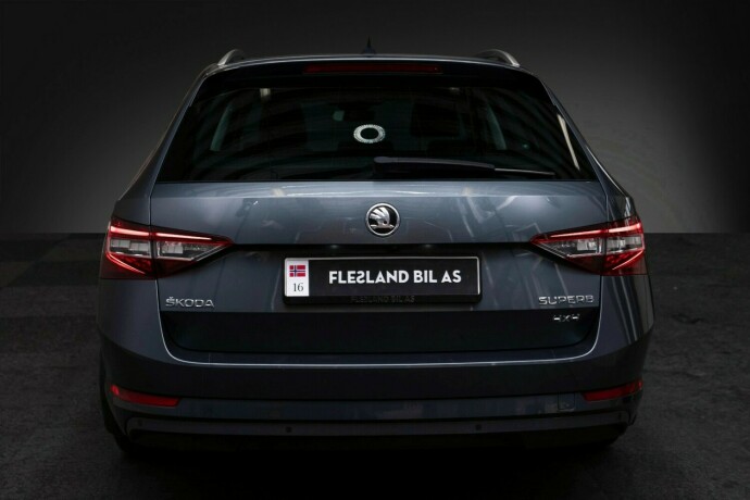 skoda-superb-diesel-2019-big-9