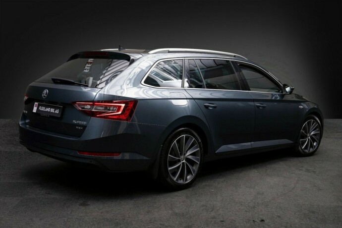 skoda-superb-diesel-2019-big-11