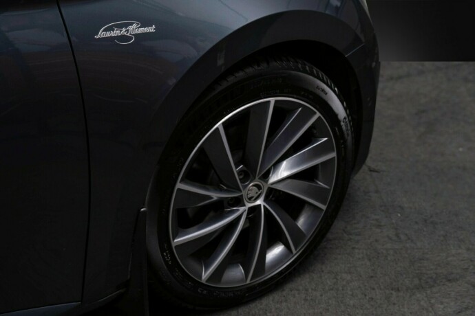 skoda-superb-diesel-2019-big-10