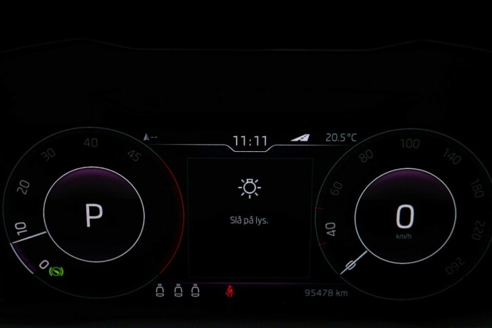 skoda-superb-diesel-2019-big-12