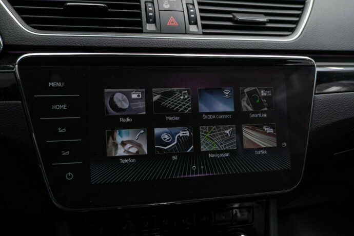 skoda-superb-diesel-2019-big-23