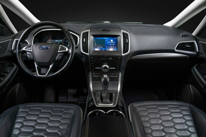 ford-s-max-diesel-2017-big-34