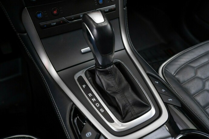 ford-s-max-diesel-2017-big-18