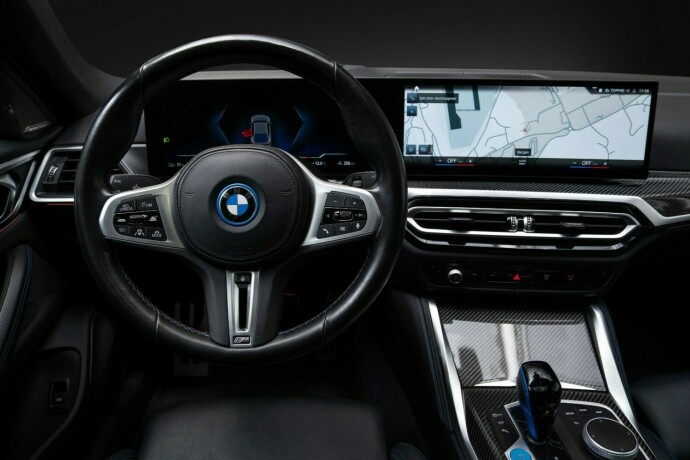 bmw-i4-m50-elektrisitet-2022-big-40