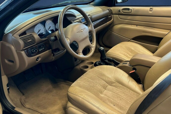 chrysler-sebring-bensin-2005-big-10