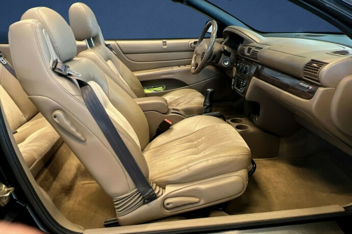 chrysler-sebring-bensin-2005-big-11