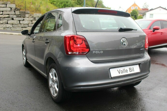 volkswagen-polo-bensin-2014-big-2