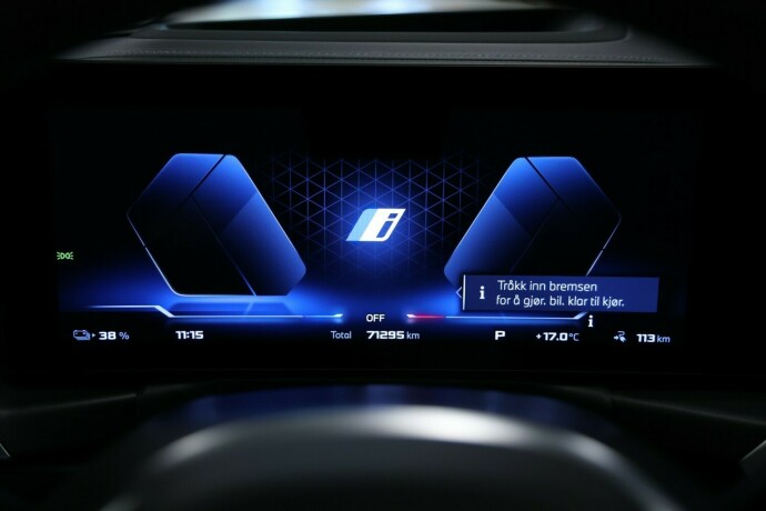 bmw-i4-m50-elektrisitet-2024-big-11