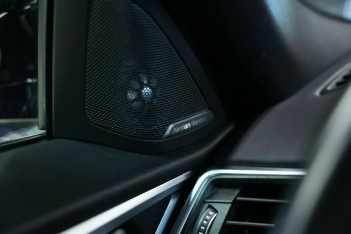 bmw-i4-m50-elektrisitet-2024-big-18