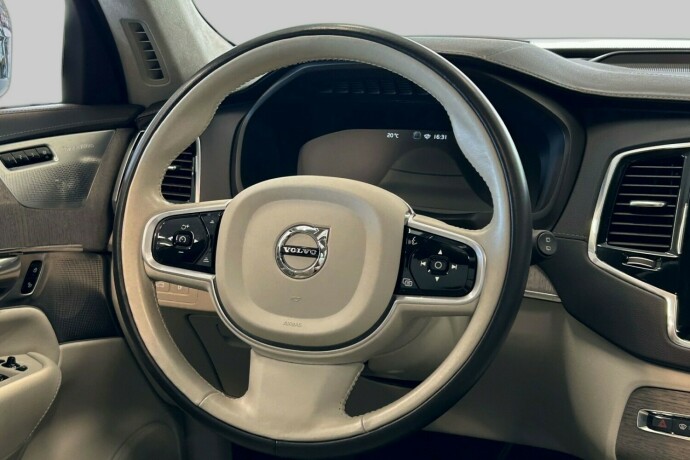 volvo-xc-90-plug-in-petrol-2022-big-10