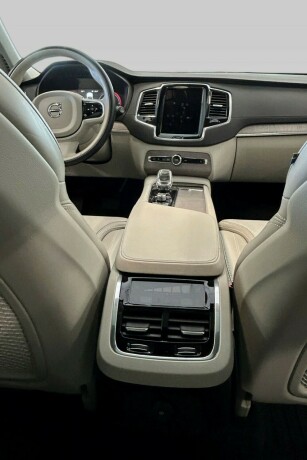 volvo-xc-90-plug-in-petrol-2022-big-21