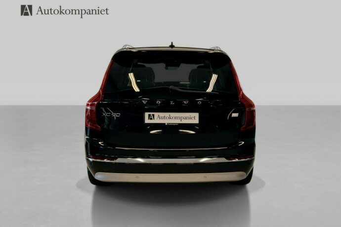 volvo-xc-90-plug-in-petrol-2022-big-5