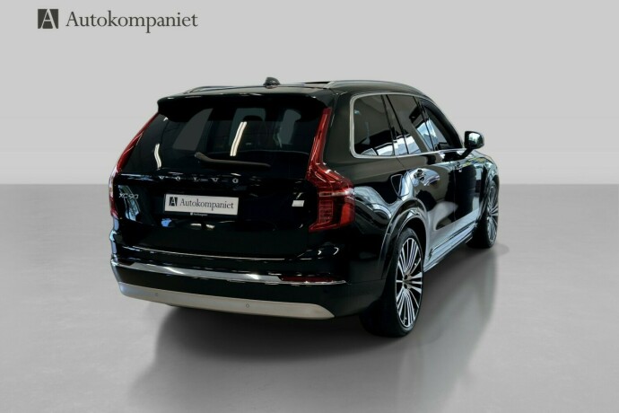 volvo-xc-90-plug-in-petrol-2022-big-6