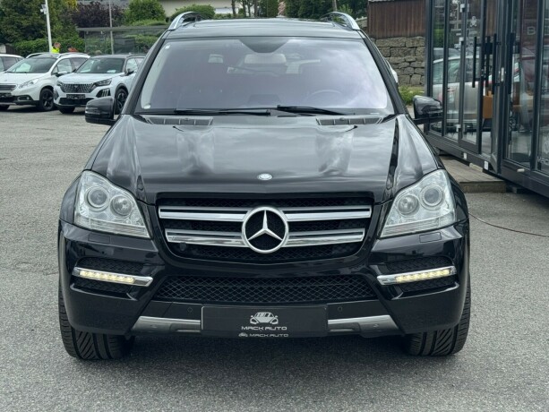 mercedes-benz-gl-diesel-2012-big-1