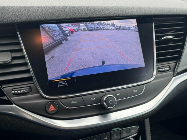 opel-astra-bensin-2020-big-12