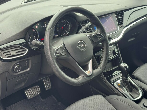 opel-astra-bensin-2020-big-6