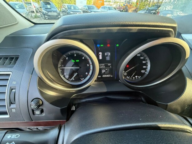 toyota-land-cruiser-diesel-2016-big-11