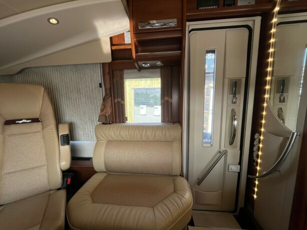 carthago-chic-e-line-i-50-yachting-2-enkle-senger-senkeseng-alde-vannb229en-varme-4500kg-chassis-garanti-diesel-2015-big-26