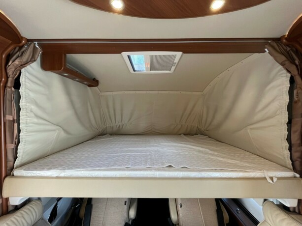carthago-chic-e-line-i-50-yachting-2-enkle-senger-senkeseng-alde-vannb229en-varme-4500kg-chassis-garanti-diesel-2015-big-22