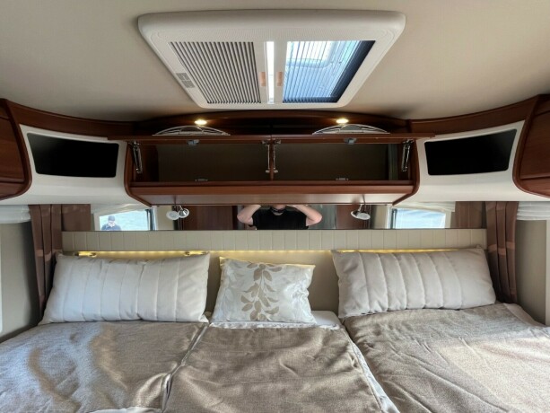 carthago-chic-e-line-i-50-yachting-2-enkle-senger-senkeseng-alde-vannb229en-varme-4500kg-chassis-garanti-diesel-2015-big-54