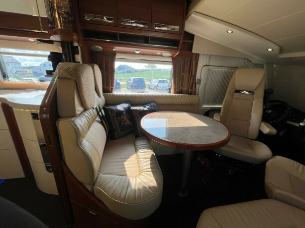 carthago-chic-e-line-i-50-yachting-2-enkle-senger-senkeseng-alde-vannb229en-varme-4500kg-chassis-garanti-diesel-2015-big-24