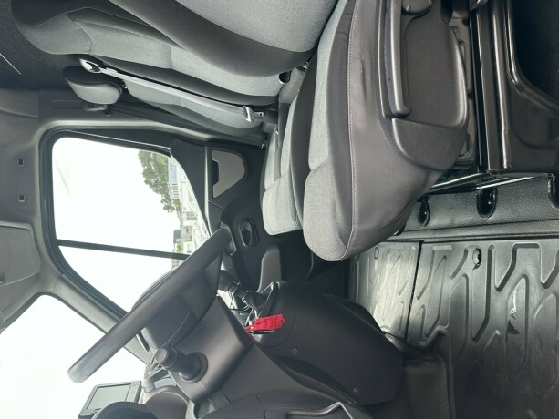 renault-master-diesel-2013-big-6