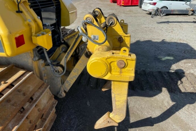 2019-bulldoser-komatsu-d51pxi-big-7