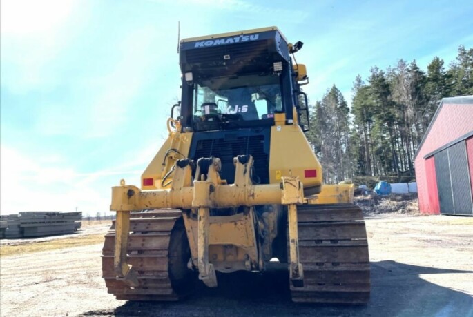 2019-bulldoser-komatsu-d51pxi-big-5