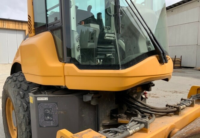 rulle-volvo-sd135-big-11