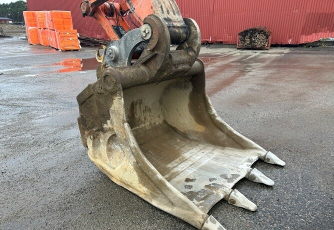 beltegraver-hitachi-350lc-big-11